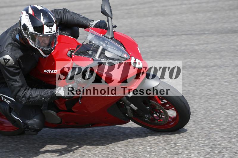 /27 12.06.2025 Ducati Schweiz Trackday Warmup  ADR/blau-bleu/6